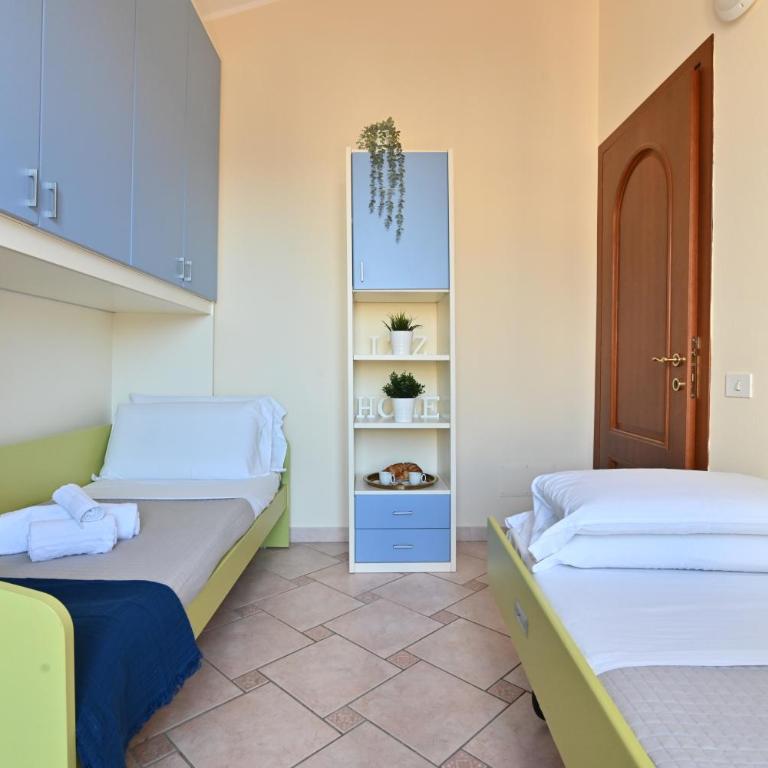 IzzHome Comfort - Appartamento con 2 Camere da Letto - 24
