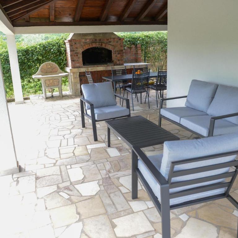 Kuća za odmor Green - Three-Bedroom House - 16