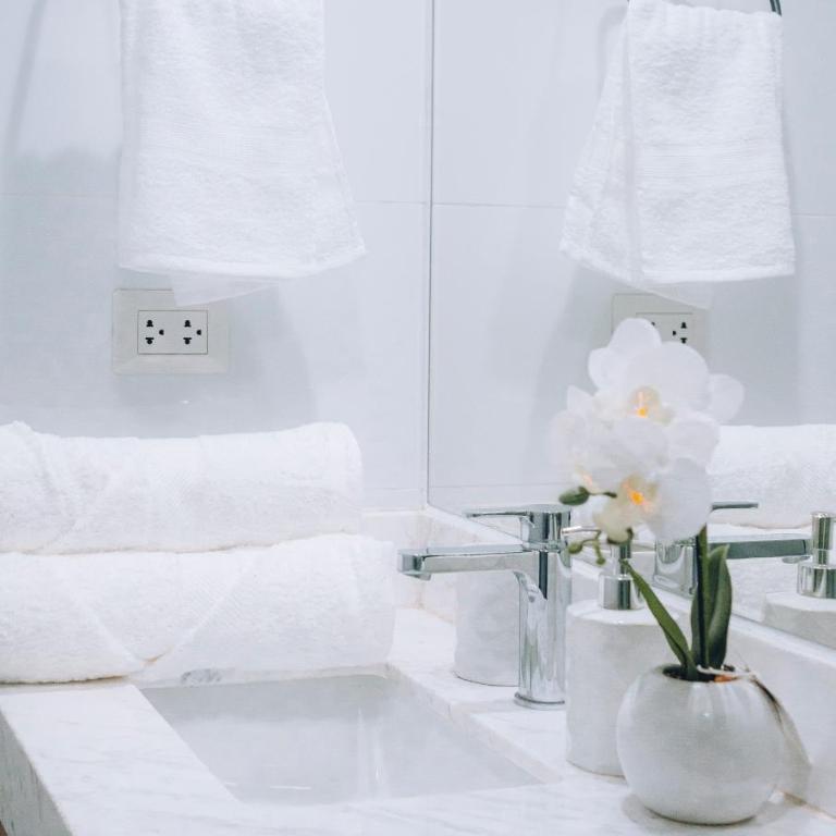 Luxurious Apartment in the heart of Miraflores - Three-Bedroom Apartment - 47