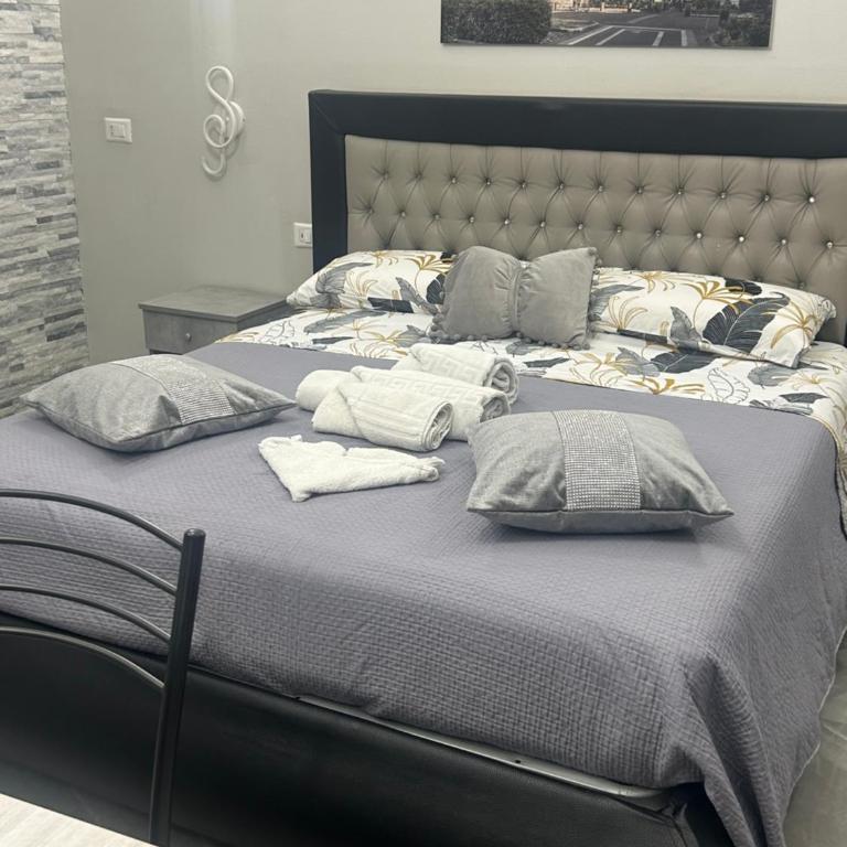 Fanale House - One-Bedroom Apartment - 2