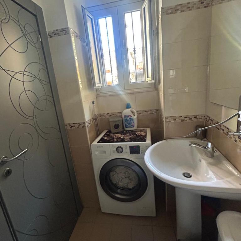 Fanale House - One-Bedroom Apartment - 4