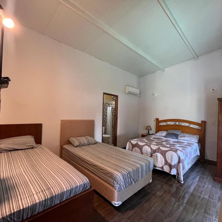 Posada El Encuentro - Two-Bedroom Apartment - 3