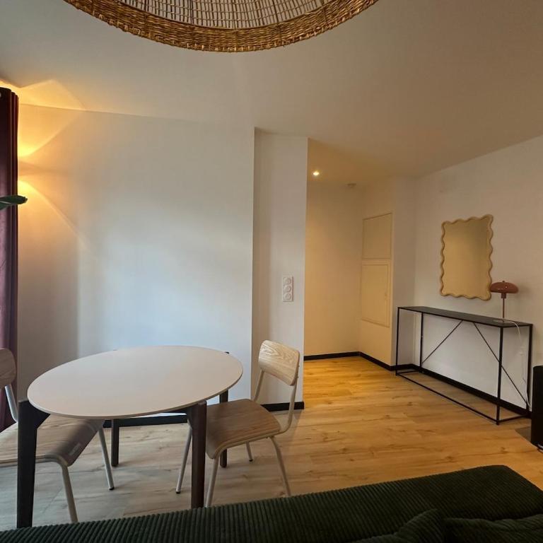 Hyper Centre Cathedral Boulingrin 201 - One-Bedroom Apartment - 16