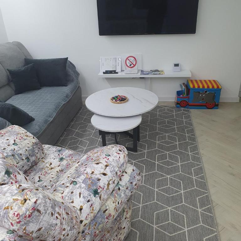 Green Home - One-Bedroom Apartment - 13