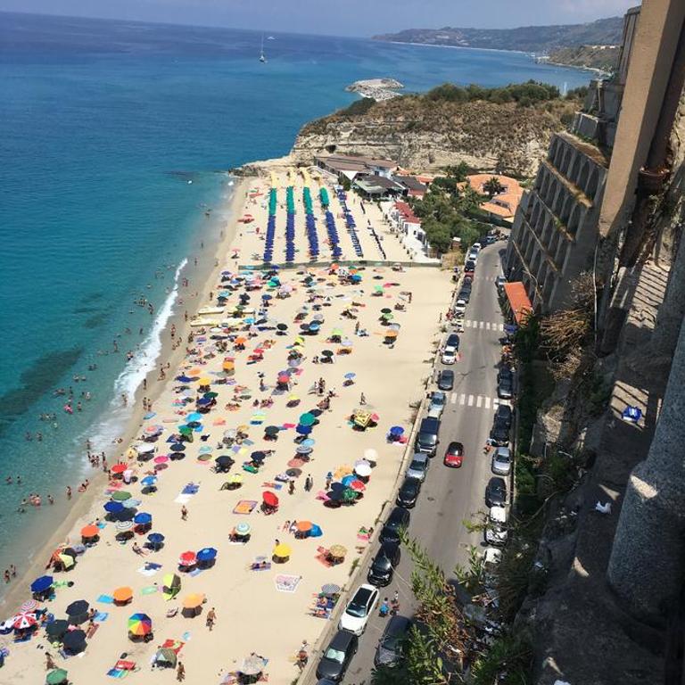 Apartment With Sea View - Two-Bedroom Apartment with Sea View - 56