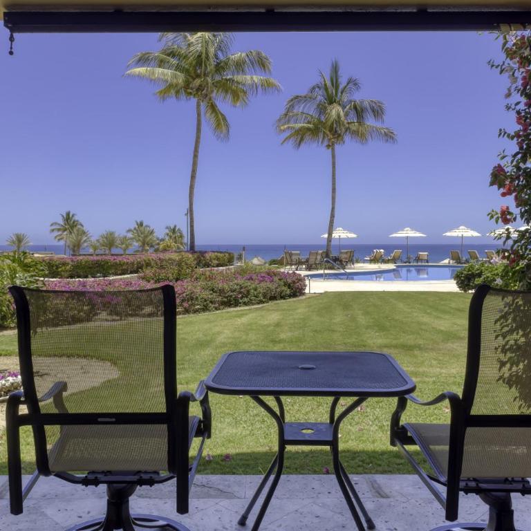 Beautiful Beachfront Condo With Spectacular Views - Apartment - 29