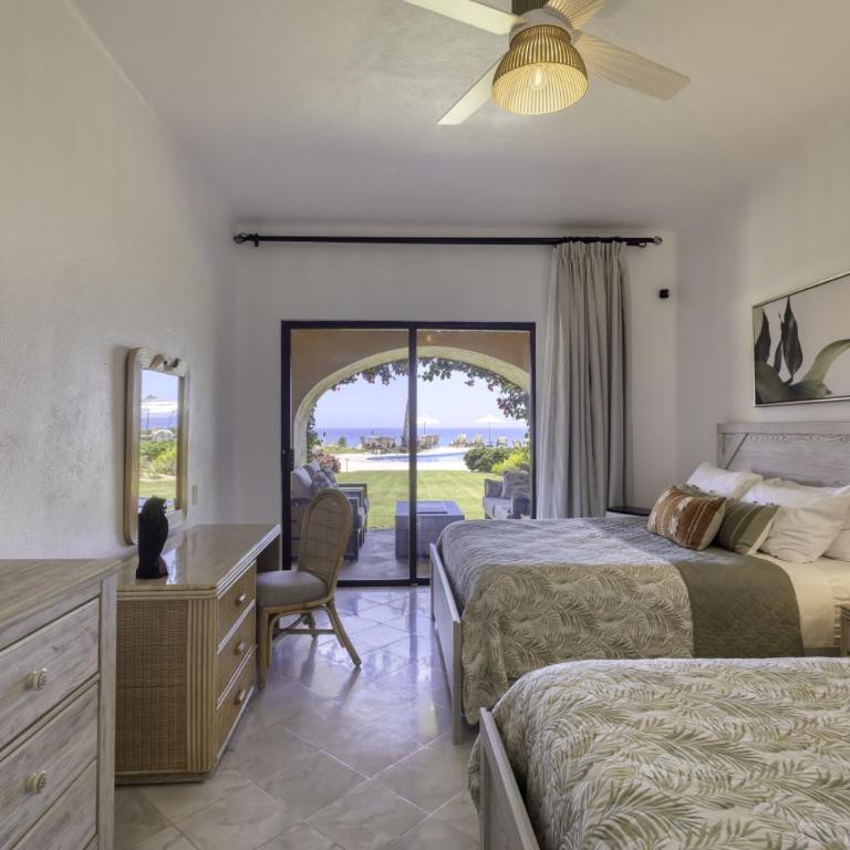 Beautiful Beachfront Condo With Spectacular Views - Apartment - 22