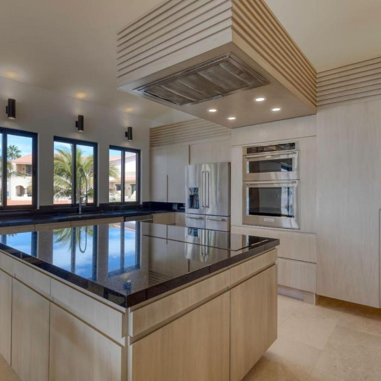 Luxury Unique Oceanfront Penthouse - Apartamento de lujo de 4 dormitorios - 68
