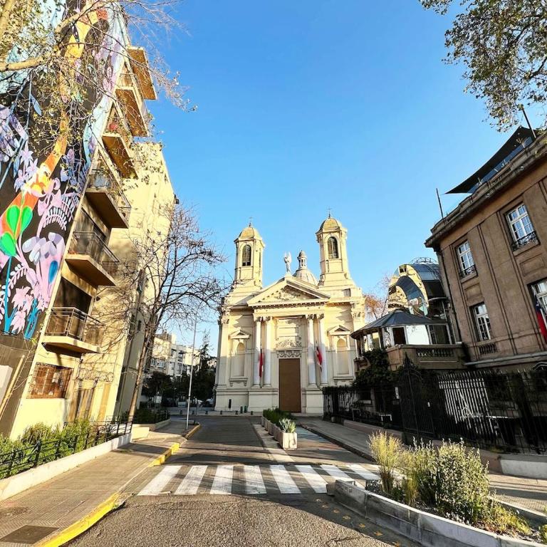 Quiet, comfortable, central, connected and beauty - Three-Bedroom Apartment - 8