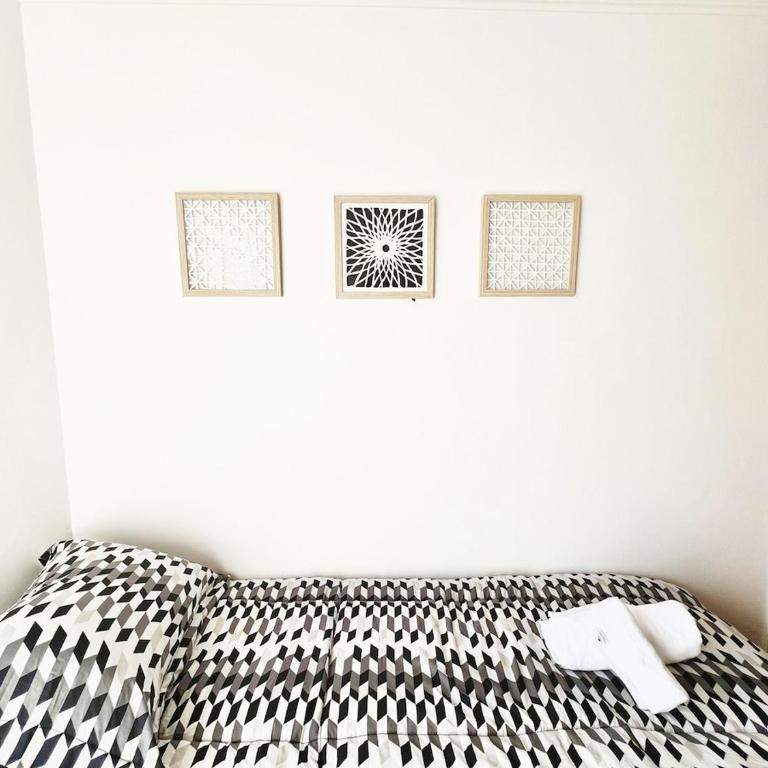 Quiet, comfortable, central, connected and beauty - Three-Bedroom Apartment - 21