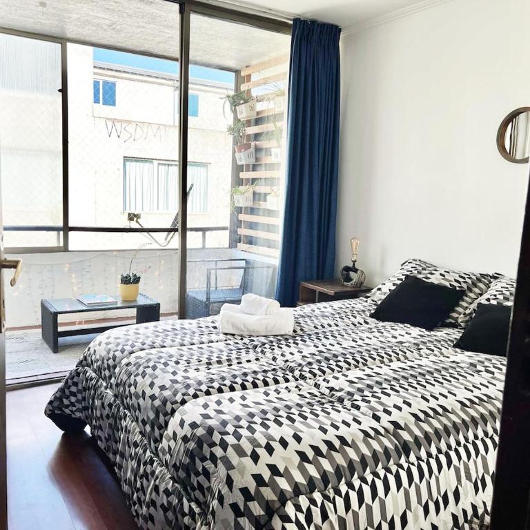 Quiet, comfortable, central, connected and beauty - Three-Bedroom Apartment - 40
