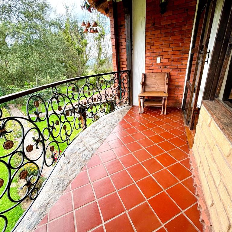 Hospedaje Villa Eucalyptus - Estudio con cama extragrande - 3