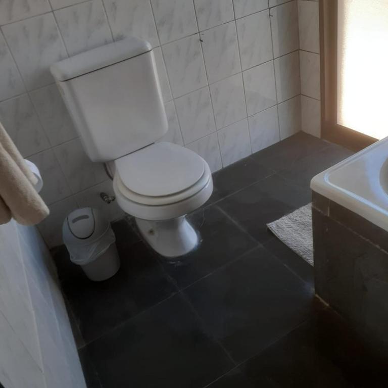 Casa de 5D para 12 personas con piscina - Five-Bedroom House - 13