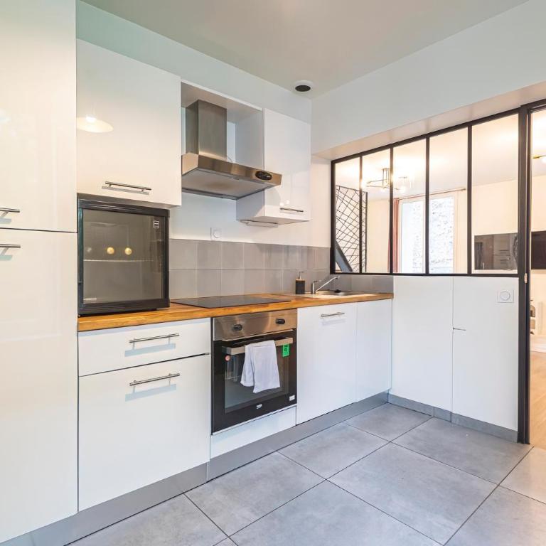 L'Étape 4 - Center - Cathedral - Two-Bedroom Apartment - 9