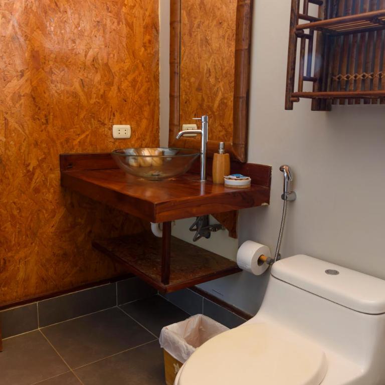 Wallac Bungalows Canoas de Punta Sal - One-Bedroom House - 18