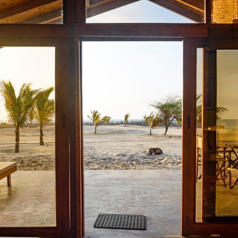 Wallac Bungalows Canoas de Punta Sal - One-Bedroom House - 13