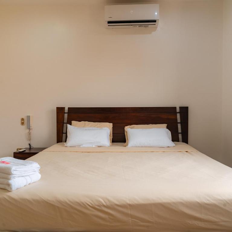 Via Samborondón Ciudad Celeste, Tipo Mansión, 5 camas, 4 hab, piscina gym - Villa - 99