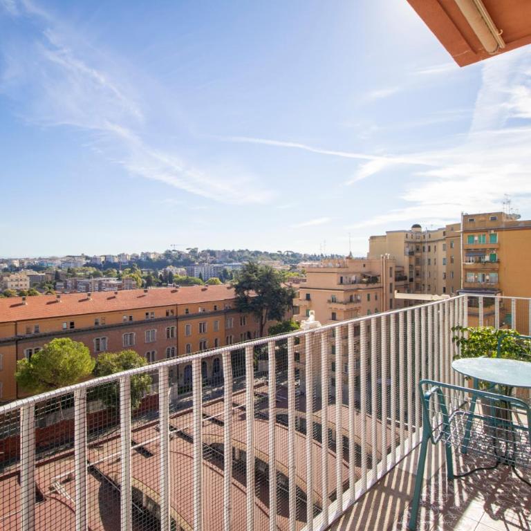 Harmony House Roma - Three-Bedroom Apartment - 17