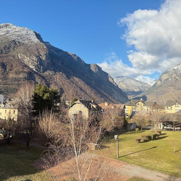 App 2-4 Proche Gare Terrasse Garage - Appartement 1 Chambre - 40