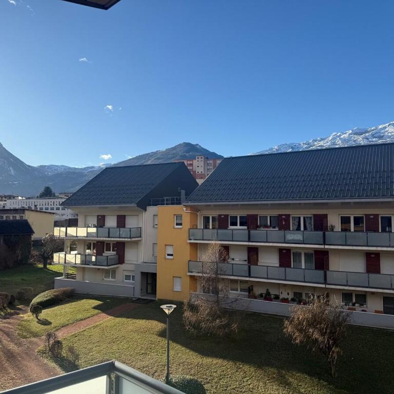 App 2-4 Proche Gare Terrasse Garage - Appartement 1 Chambre - 35