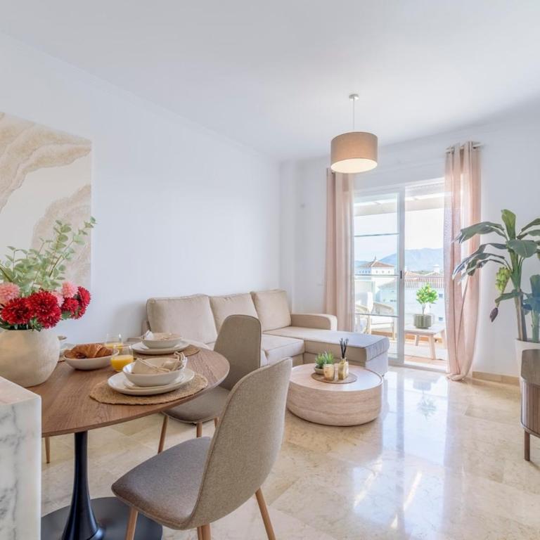 Casa del Mar Modern Apartment with Pool & Sea View in Manilva - Apartamento de 2 dormitorios - 1
