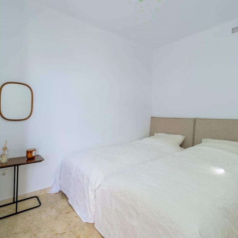 Casa del Mar Modern Apartment with Pool & Sea View in Manilva - Apartamento de 2 dormitorios - 11