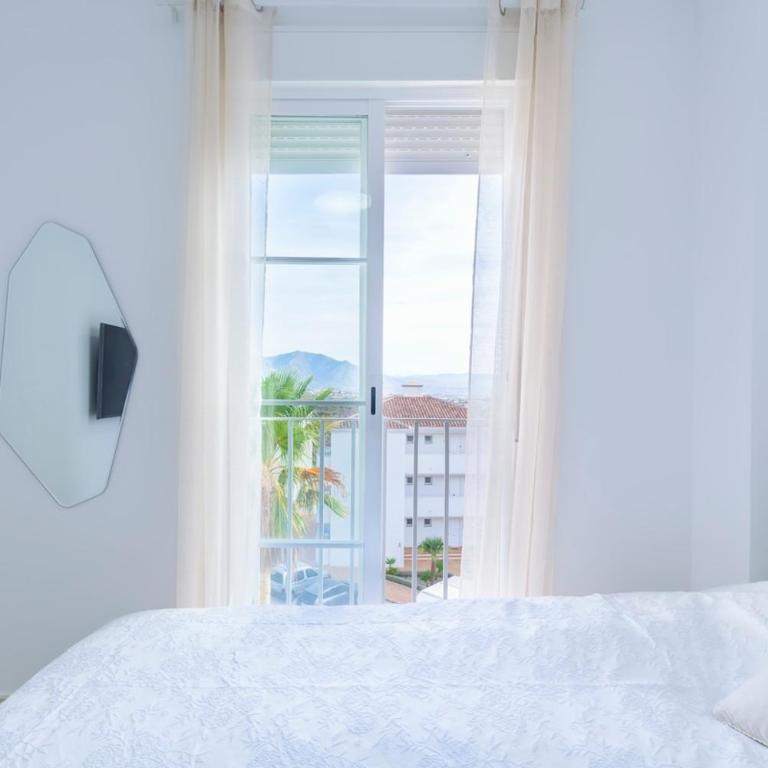 Casa del Mar Modern Apartment with Pool & Sea View in Manilva - Apartamento de 2 dormitorios - 9