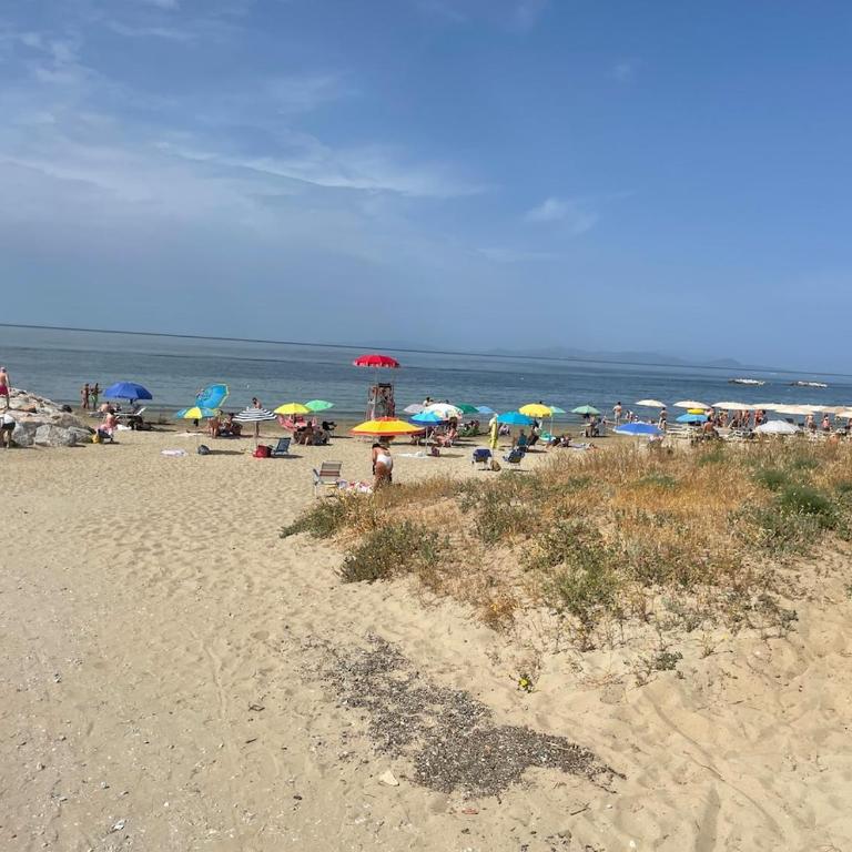 Lovely apartment near the beach - Two-Bedroom Apartment - 17