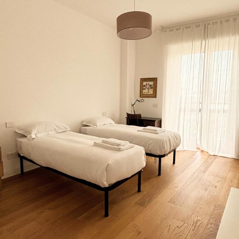 Loreto Penthouse Milan - Appartamento con 4 Camere da Letto e Balcone - 10
