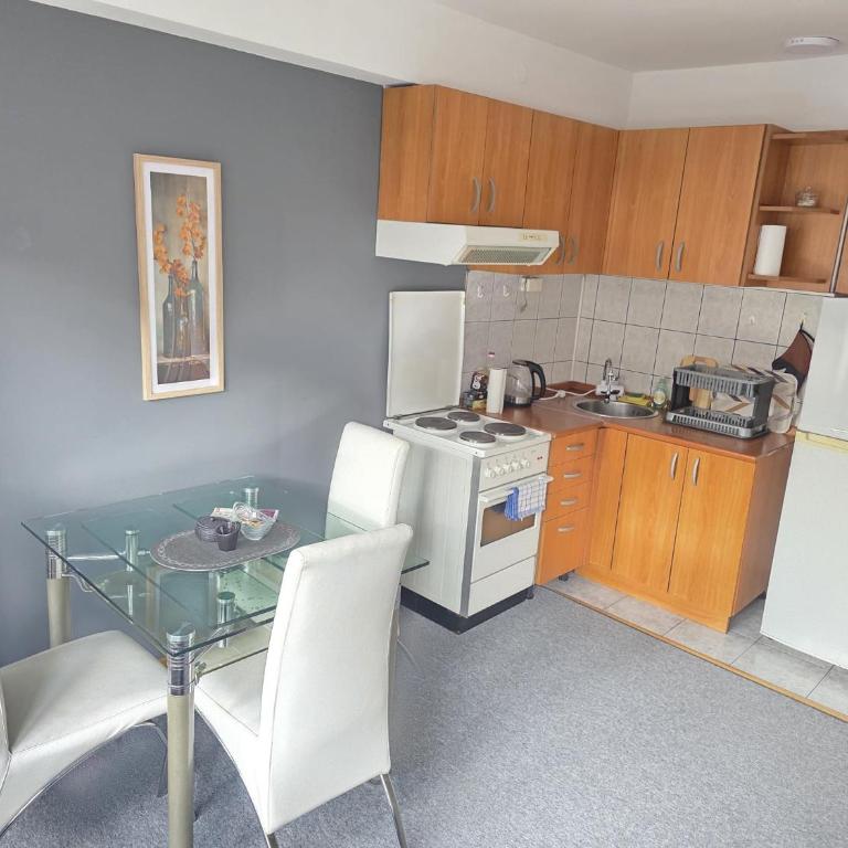 The Cozy Corner - One-Bedroom Apartment - 9