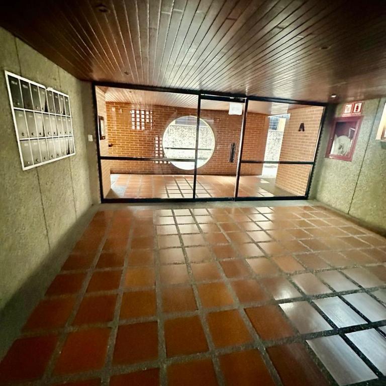 Suite Ejecutiva full equipo en Los Palos Grandes - One-Bedroom Apartment - 30