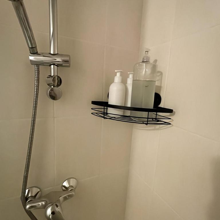 T3 climatisé à 50m de la mer en accès direct - Apartment mit 2 Schlafzimmern und Terrasse - 12