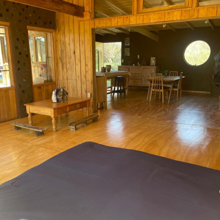Casa de Fer en Altas Tierras Chapadmalal Mar Del Plata - Two-Bedroom House - 5