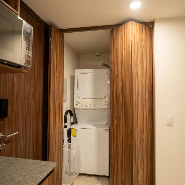 Nuevo Departamento Céntrico con Alberca y Parking - Apartamento de 2 dormitorios - 33