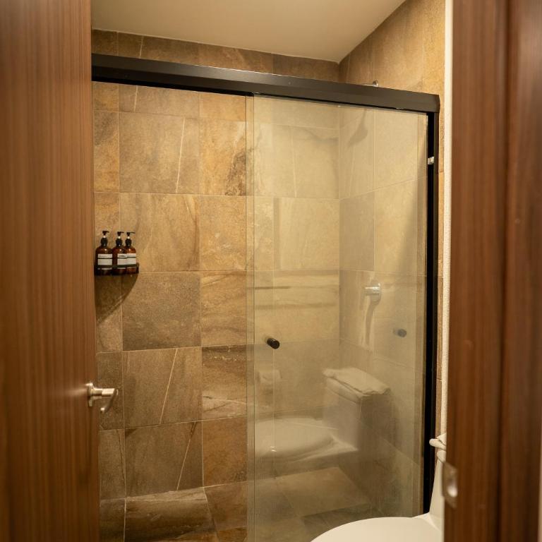 Nuevo Departamento Céntrico con Alberca y Parking - Apartamento de 2 dormitorios - 29