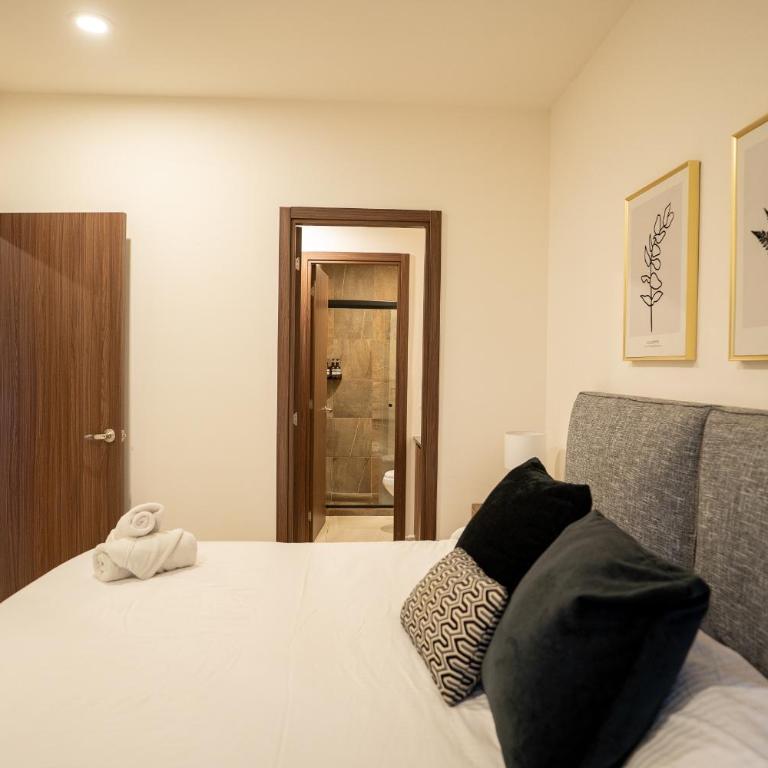 Nuevo Departamento Céntrico con Alberca y Parking - Apartamento de 2 dormitorios - 39
