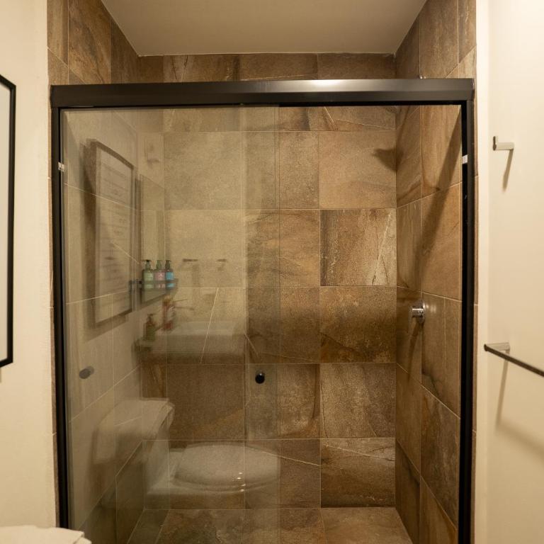 Nuevo Departamento Céntrico con Alberca y Parking - Apartamento de 2 dormitorios - 48
