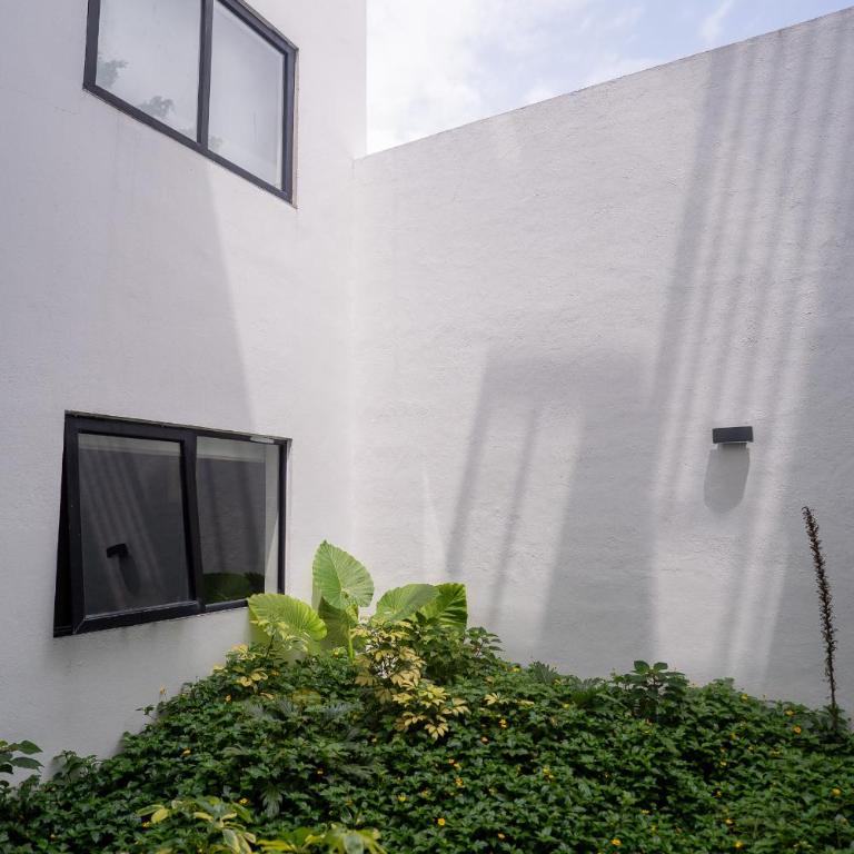 Colonia Americana Patio privado King WiFi Cerca Chapultepec - Two-Bedroom Apartment - 65