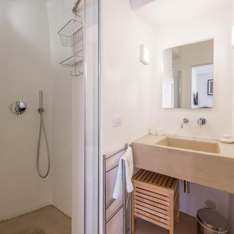 Casamare - Camera Matrimoniale con Bagno - 24
