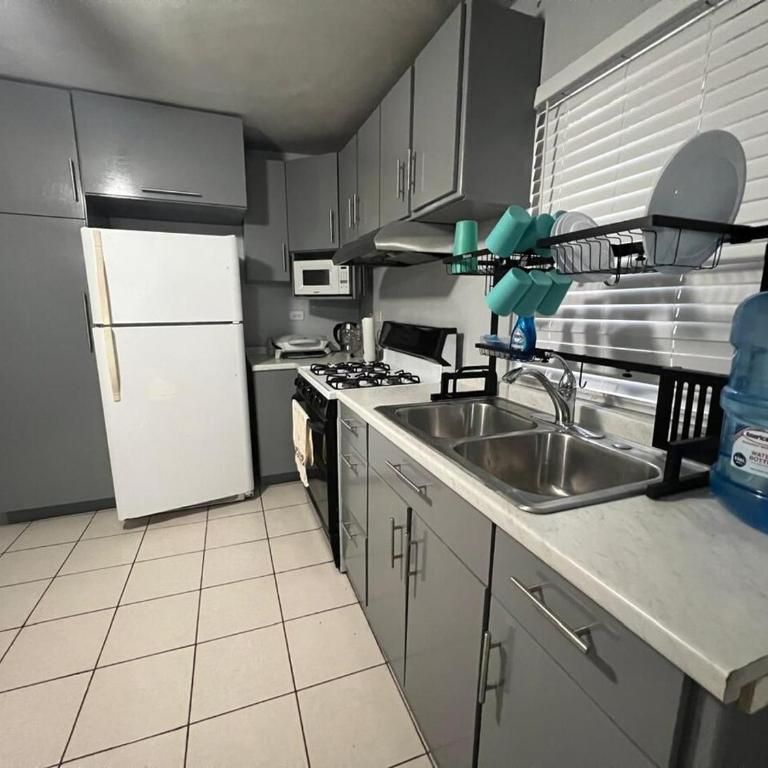 Tijuana Stay 1832 - Two-Bedroom House - 3