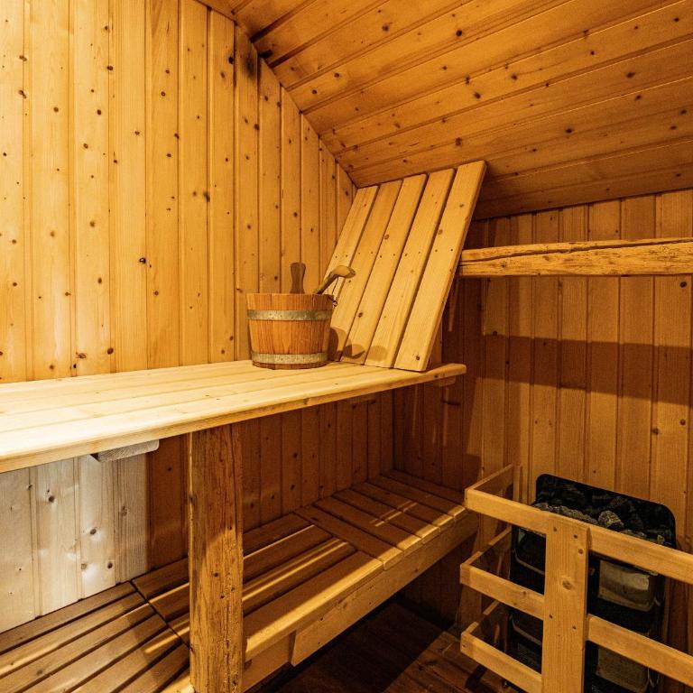 Chalet de luxe aux Allues - FR-1-613-142 - Chalet - 14