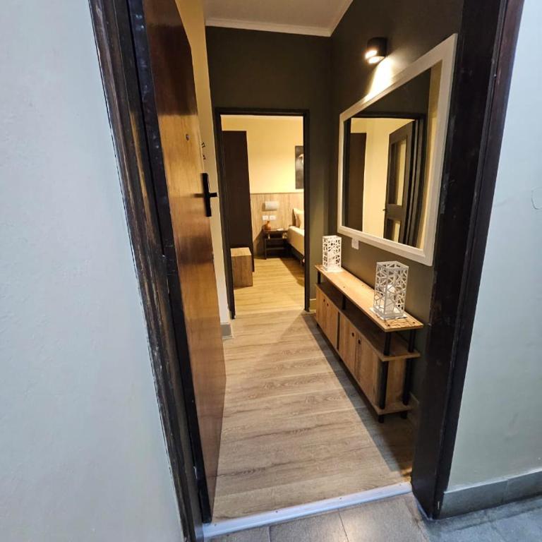 Departamento Ejecutivo Centrico esquina de la Catedral y plaza principal Tango 08 - Apartamento de 1 dormitorio - 25