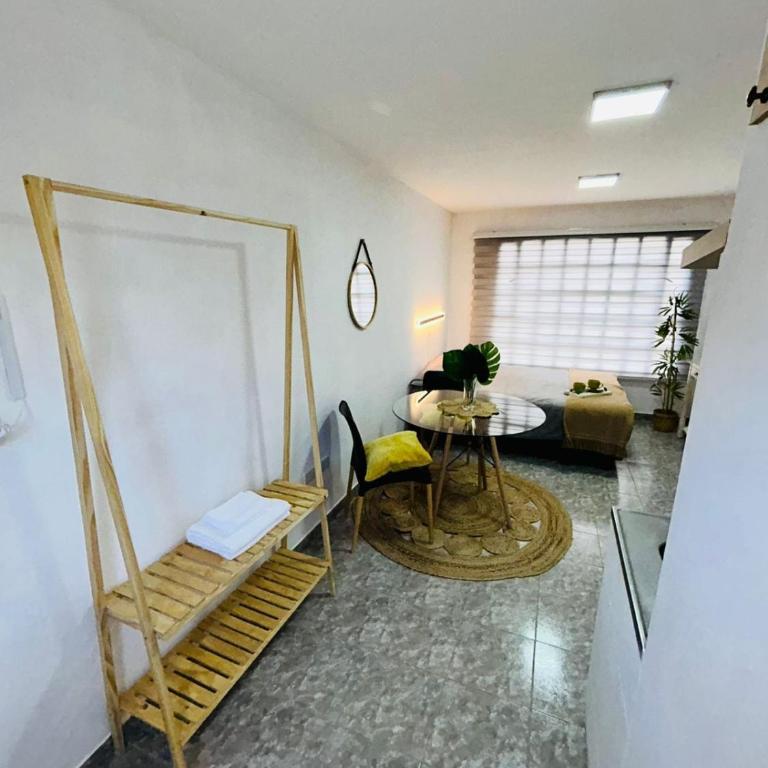Encantador monoambiente con parque - Apartamento de 1 dormitorio - 1