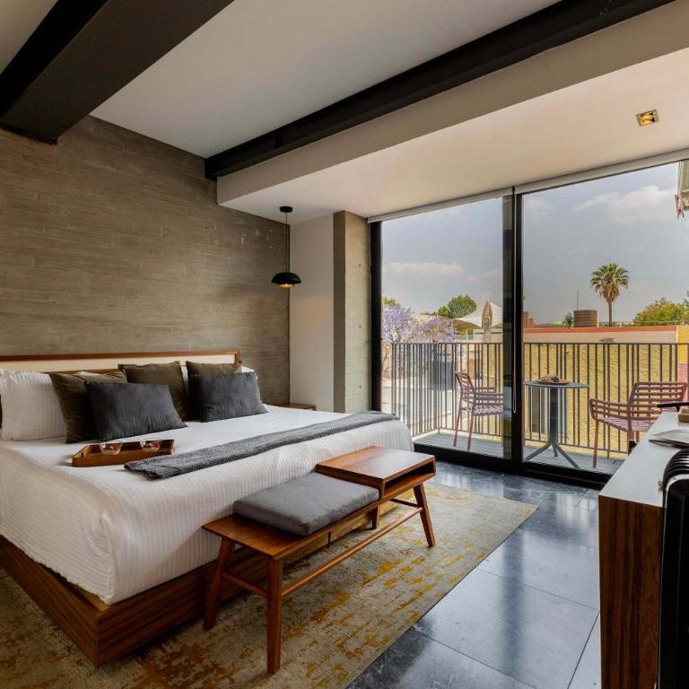 Capitalia Luxe 3BR w balcony Near to Masaryk - Apartamento - 11