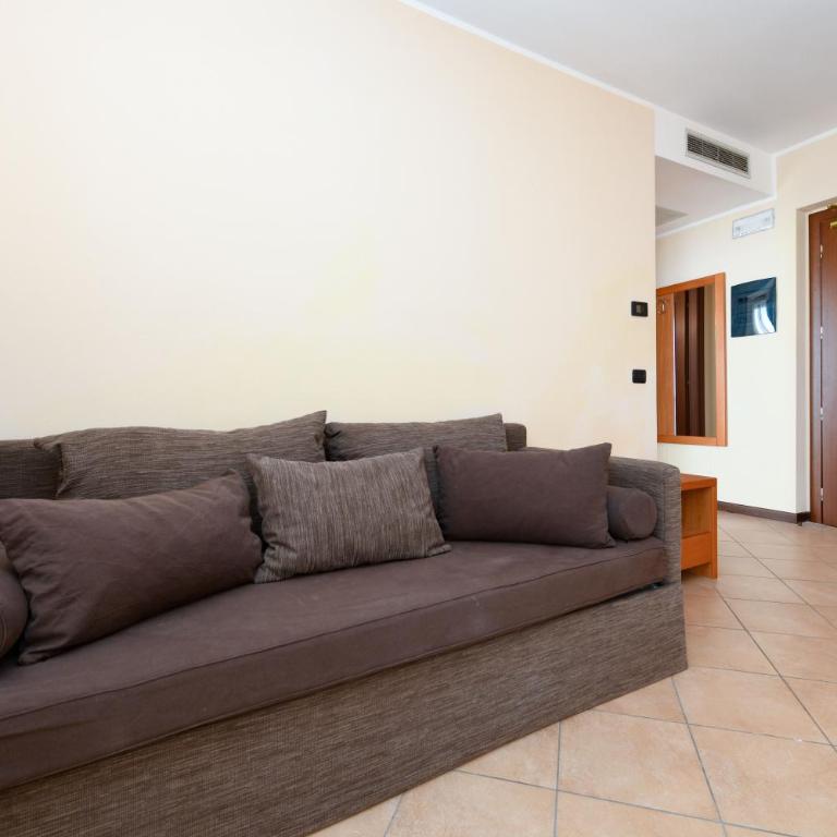 Hotel Bellavista - Camera Familiare con Vista Lago - 10