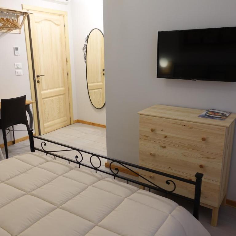 Rooms Maison 3 Magnoni - Quadruple Room with Private Bathroom - 7