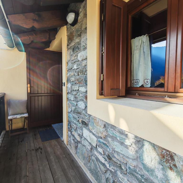 Petit Royal - Maisons de Charme Valle d'Aosta - Appartamento per 6 persone - con Balcone, Giardino e Soppalco - Appartamento con 2 Camere da Letto - 30