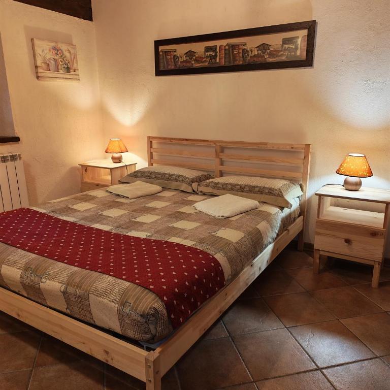 Petit Royal - Maisons de Charme Valle d'Aosta - Appartamento per 6 persone - con Balcone, Giardino e Soppalco - Appartamento con 2 Camere da Letto - 47