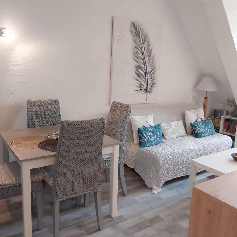 Cosy appartement dans une villa avec piscine, proche du centre et de la mer - Apartamento de 1 dormitorio - 5