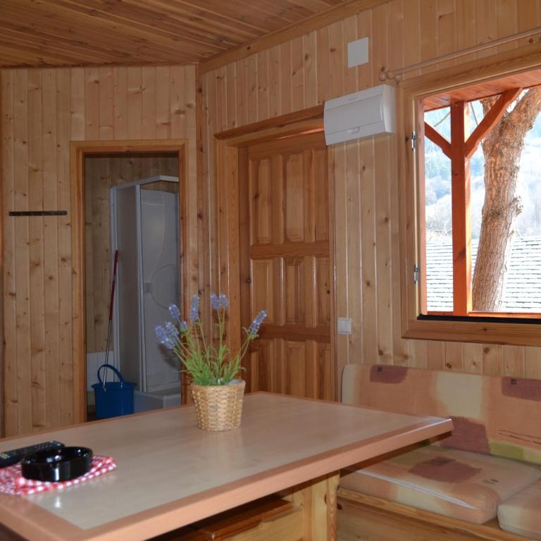 Camping Aneto - Bungalow (5 adultos) - 9